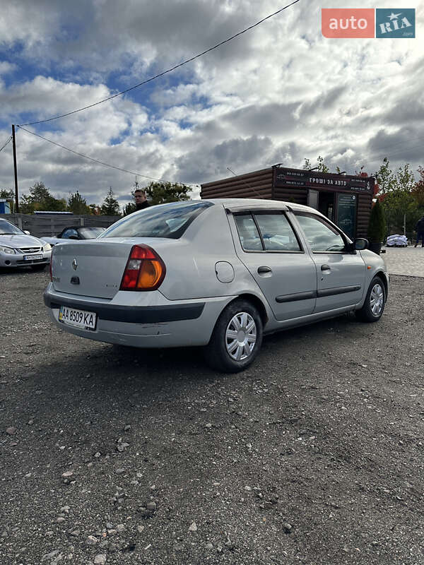 Седан Renault Clio Symbol 2002 в Киеве