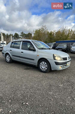 Седан Renault Clio Symbol 2002 в 