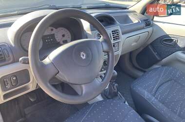 Седан Renault Clio Symbol 2003 в 