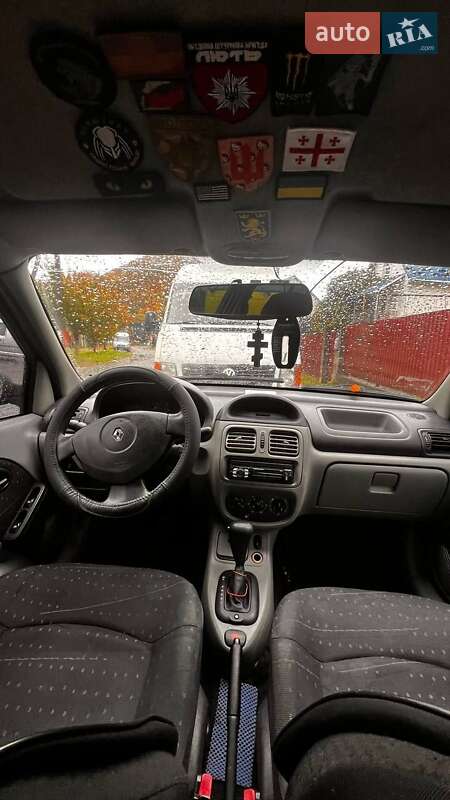 Седан Renault Clio Symbol 2003 в Хусті