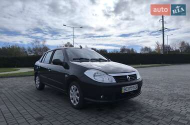 Седан Renault Clio Symbol 2011 в Львове Седан Renault Clio Symbol 2011 в Львове