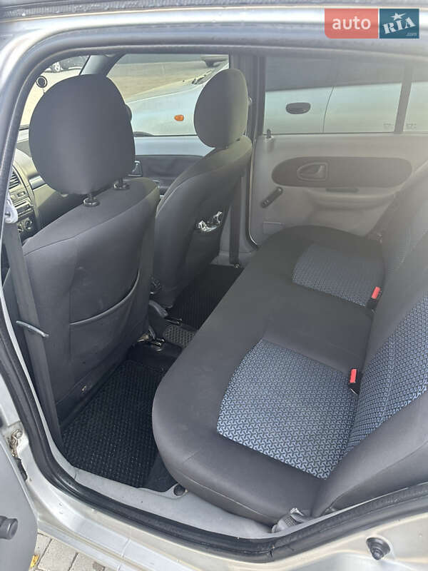 Седан Renault Clio Symbol 2006 в Черновцах фото 40 Седан Renault Clio Symbol 2006 в Черновцах