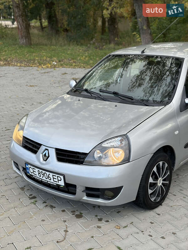 Седан Renault Clio Symbol 2006 в Черновцах