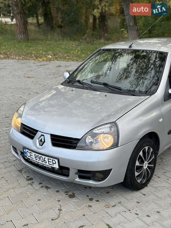 Седан Renault Clio Symbol 2006 в Черновцах