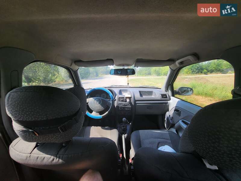 Седан Renault Clio Symbol 2008 в Днепре