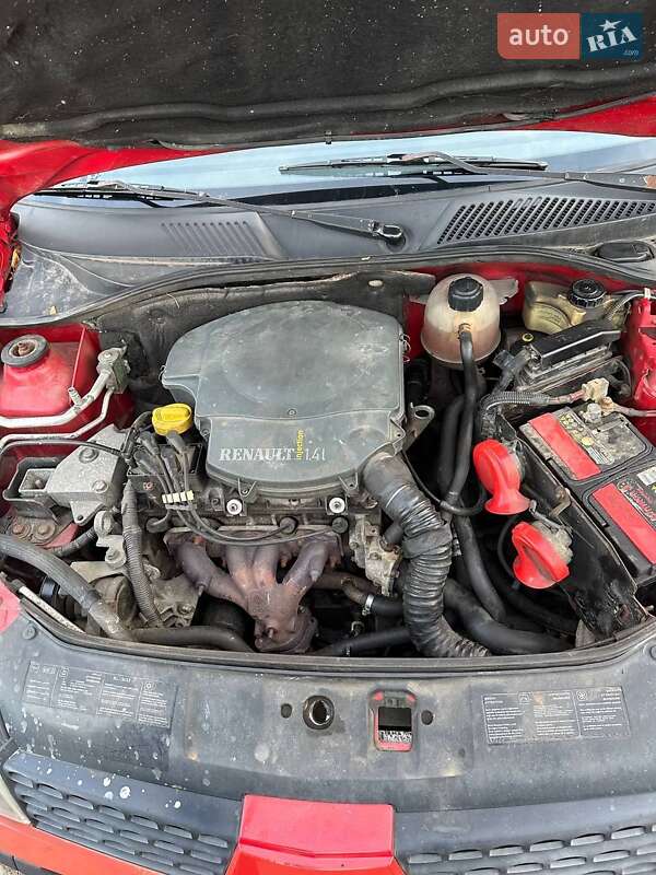Седан Renault Clio Symbol 2003 в Киеве фото 11 Седан Renault Clio Symbol 2003 в Киеве