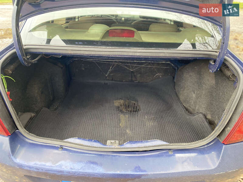 Седан Renault Clio Symbol 2008 в Виннице фото 10 Седан Renault Clio Symbol 2008 в Виннице