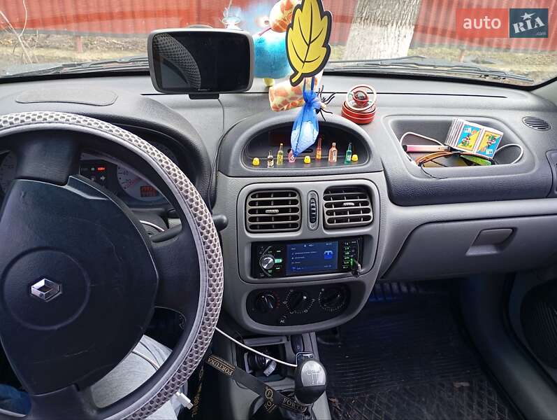 Седан Renault Clio Symbol 2003 в Корюківці