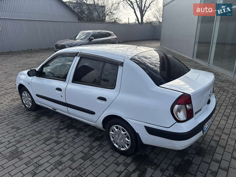 Седан Renault Clio Symbol 2006 в Полтаве