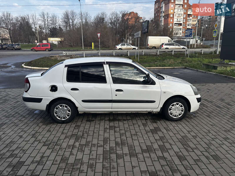 Седан Renault Clio Symbol 2006 в Полтаве