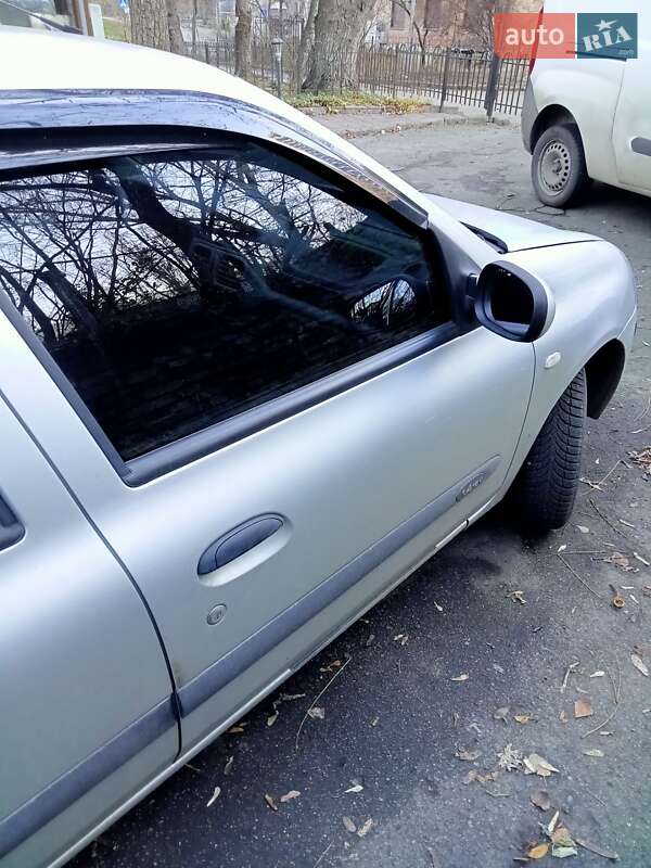 Седан Renault Clio Symbol 2006 в Киеве фото 5 Седан Renault Clio Symbol 2006 в Киеве