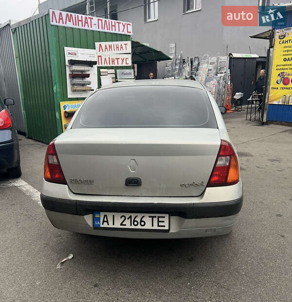 Седан Renault Clio Symbol 2003 в Киеве фото 5 Седан Renault Clio Symbol 2003 в Киеве