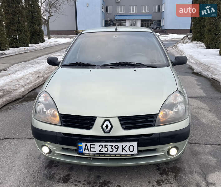 Седан Renault Clio Symbol 2004 в Киеве