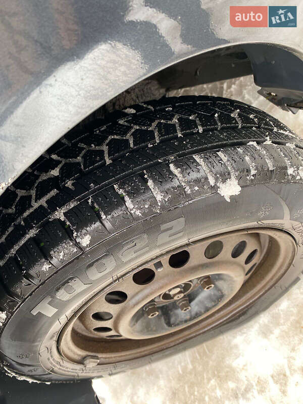 Седан Renault Clio Symbol 2006 в Василькове