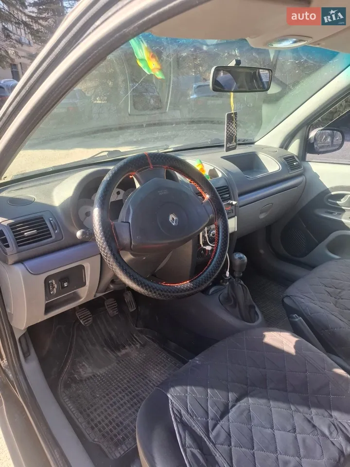 2011 Renault Clio - мініатюра 9