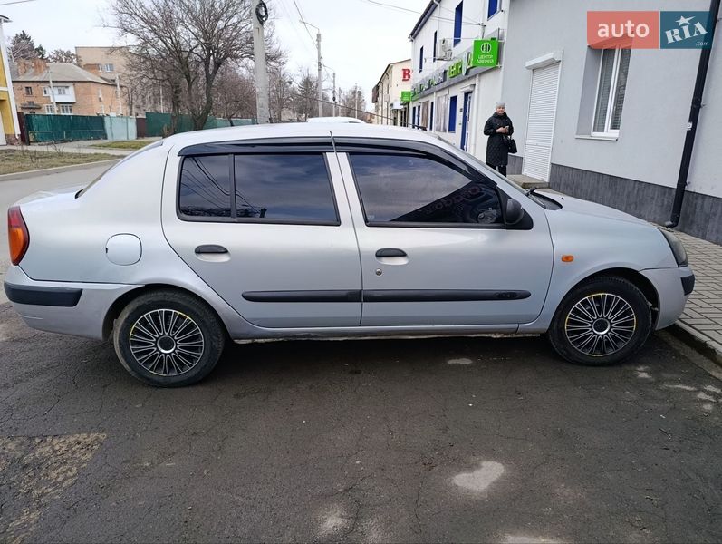 Renault Clio Symbol 2003