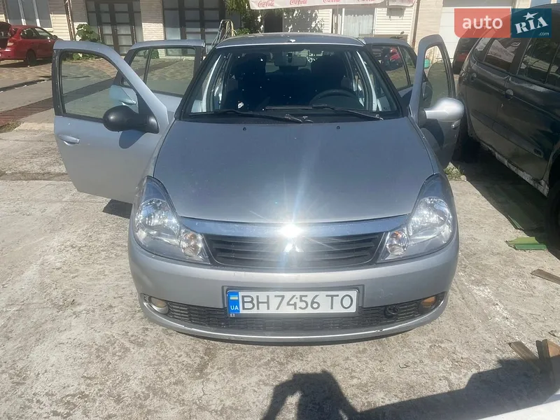 Renault Clio Symbol