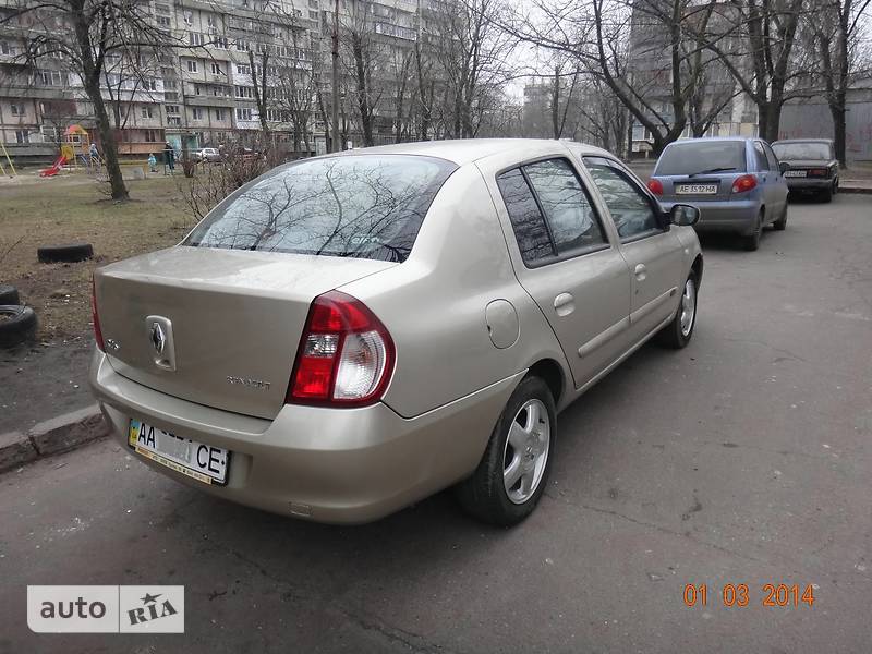 Седан Renault Clio 2006 в Киеве фото 12 Седан Renault Clio 2006 в Киеве