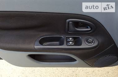 Седан Renault Clio 2008 в 