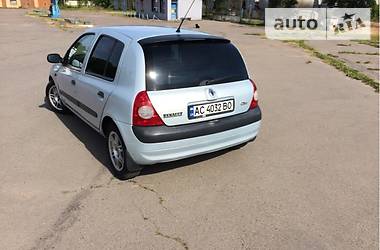 Хэтчбек Renault Clio 2002 в Нововолынске