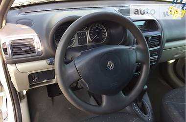 Хэтчбек Renault Clio 2002 в Нововолынске