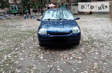 Седан Renault Clio 2001 в Днепре