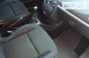 Хэтчбек Renault Clio 2012 в Львове