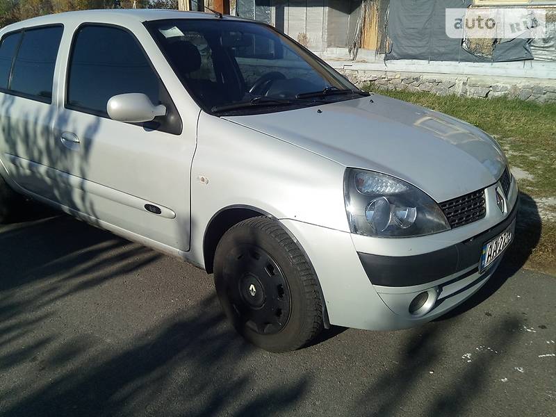 Седан Renault Clio 2007 в Києві