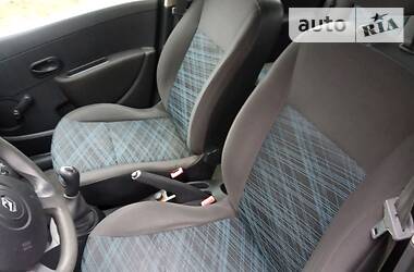 Хэтчбек Renault Clio 2007 в 