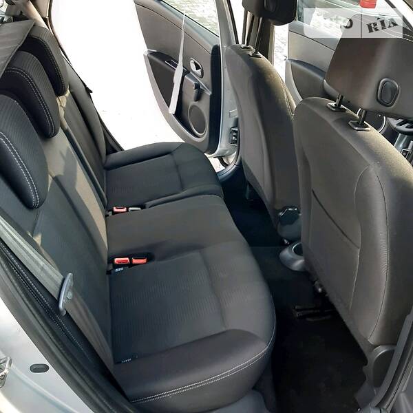 Універсал Renault Clio 2009 в Бучачі фото 10 Універсал Renault Clio 2009 в Бучачі