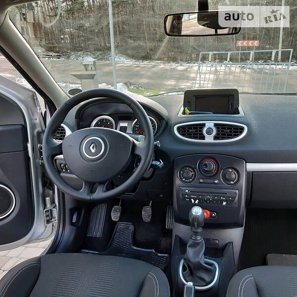 Універсал Renault Clio 2009 в Бучачі фото 28 Універсал Renault Clio 2009 в Бучачі