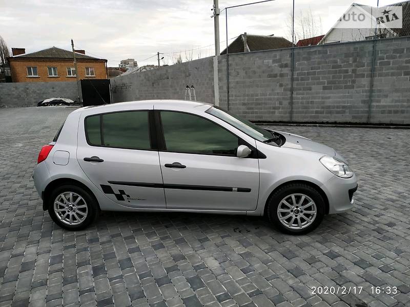 Хетчбек Renault Clio 2007 в Кропивницькому