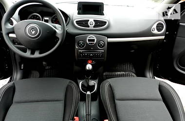 Хетчбек Renault Clio 2012 в 