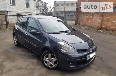 Хетчбек Renault Clio 2008 в 