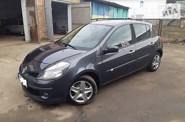 Хетчбек Renault Clio 2008 в 