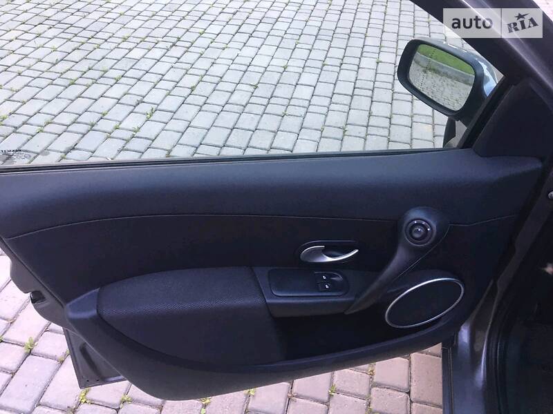 Хетчбек Renault Clio 2009 в Івано-Франківську