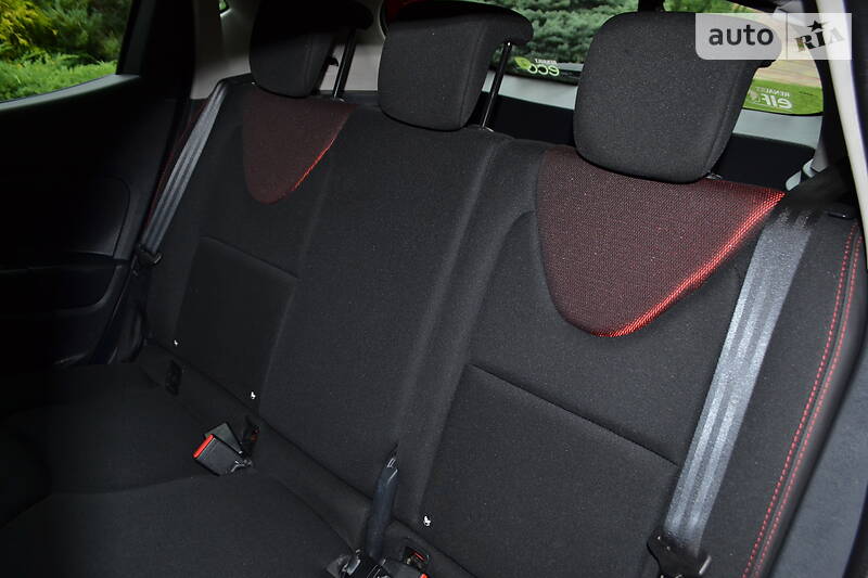 Хетчбек Renault Clio 2017 в Рівному фото 44 Хетчбек Renault Clio 2017 в Рівному