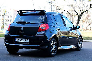 Хэтчбек Renault Clio 2008 в Киеве
