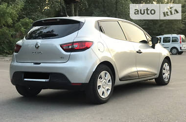 Хэтчбек Renault Clio 2015 в Ровно