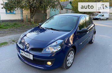 Хэтчбек Renault Clio 2008 в Звягеле