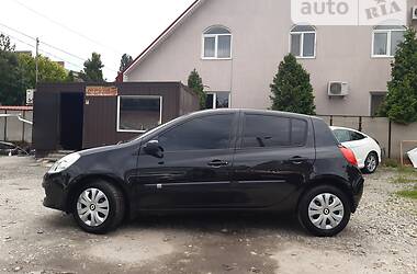 Хэтчбек Renault Clio 2009 в Кропивницком