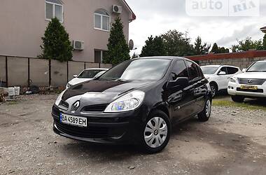 Хэтчбек Renault Clio 2009 в Кропивницком