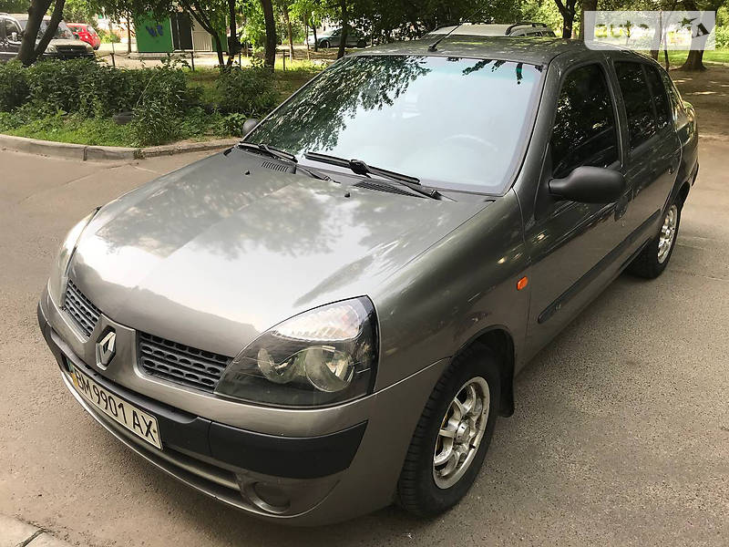 Седан Renault Clio 2003 в 