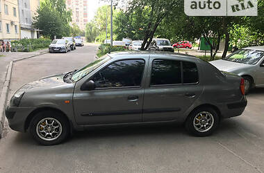 Седан Renault Clio 2003 в 