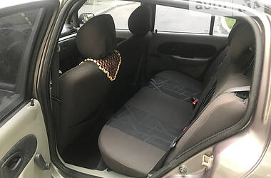Седан Renault Clio 2003 в 