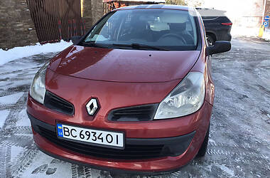 Хэтчбек Renault Clio 2006 в Бориславе