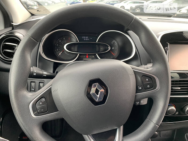 Универсал Renault Clio 2016 в Луцке