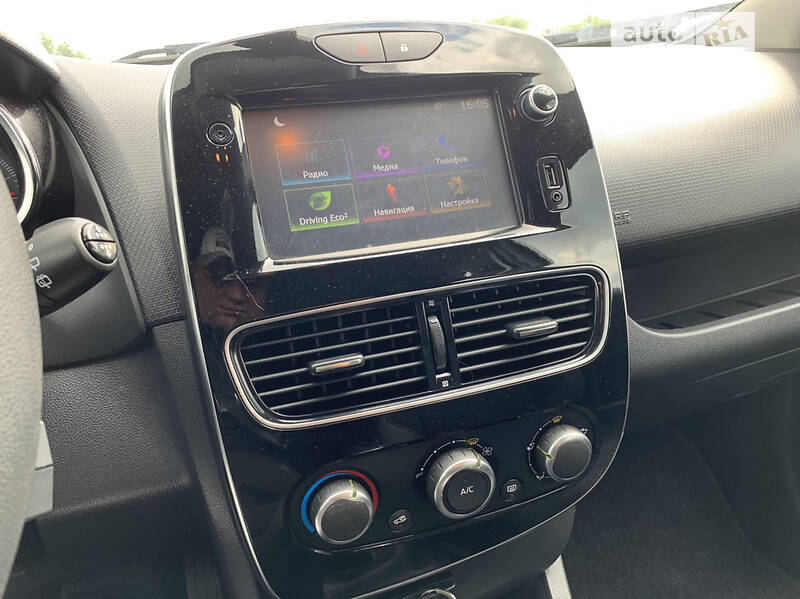 Универсал Renault Clio 2016 в Луцке
