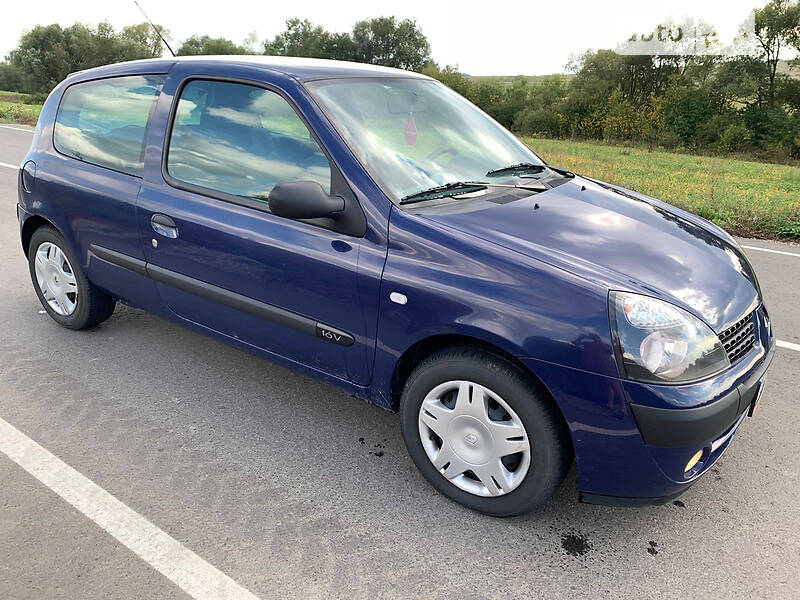 Хэтчбек Renault Clio 2002 в Черновцах