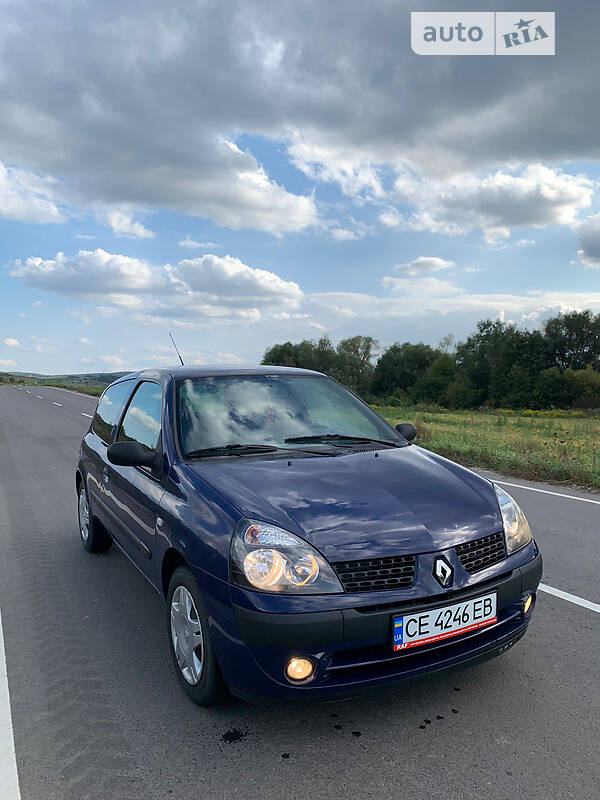 Хэтчбек Renault Clio 2002 в Черновцах